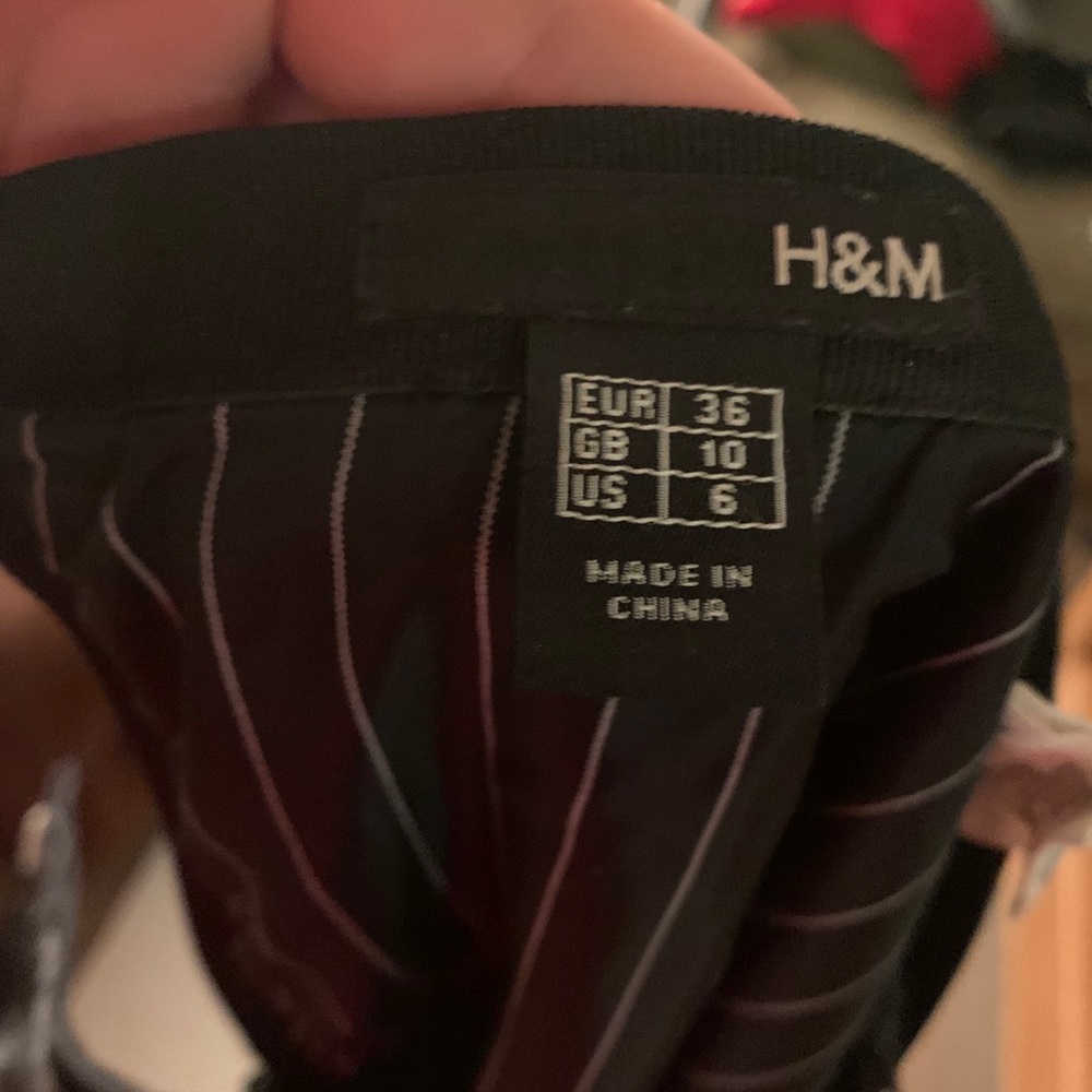 H & M|Suit Set - Picture 5 of 5